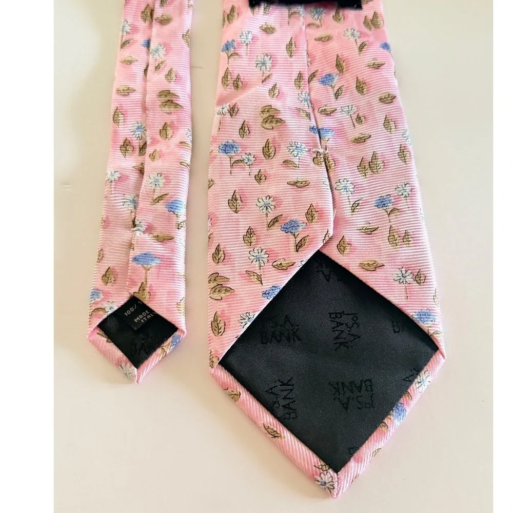 Jos A Bank Necktie Pink Floral Silk Made in Italy Spring Formal Wedding Tie